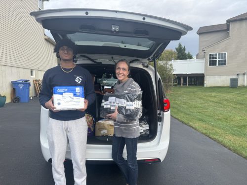 hank you, Ms. Danielle from Wiley Pantry—Care4Me was grateful to donate adult briefs, Bombas socks, and winter care packages to support neighbors during the colder months with dignity, compassion, and care.