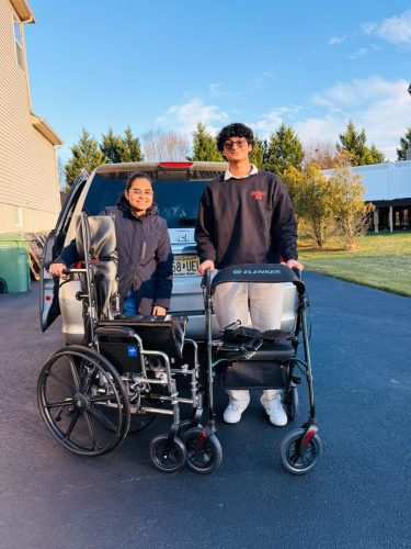 A heartfelt thank you to Officer Rajvi for leading with compassion and looking out for others. Because of your support, Care4Me was able to provide a wheelchair and walker to those in need, showing what true community partnership looks like.
