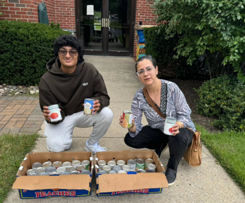 Care4ME, Darsh Gajera, and the India Temple Association Board Member Vinita Ganju joined hands to give back to our community. For Navratri and Diwali, we all donated 75 cans of food to the Prince of Peace Church in Marlton. Thank you!