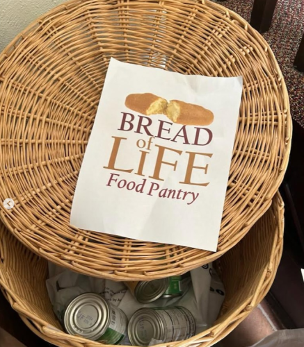 Care4ME donated 50 cans of food to Calvary Presbyterian's Bread of Life Food Pantry. Huge thanks to Alison Farnen whos the coordinator of Calvary.